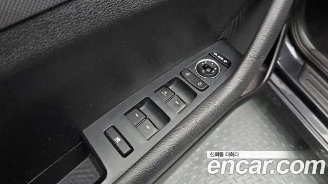 Hyundai Sonata 2019 — фото 12