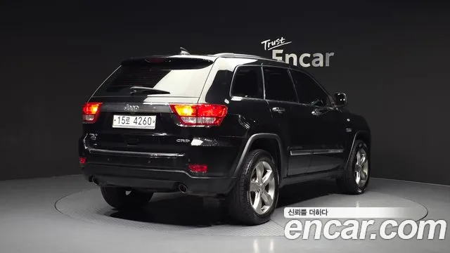 Jeep Cherokee 2012 — фото 2