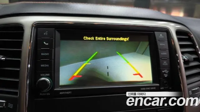 Jeep Cherokee 2012 — фото 15