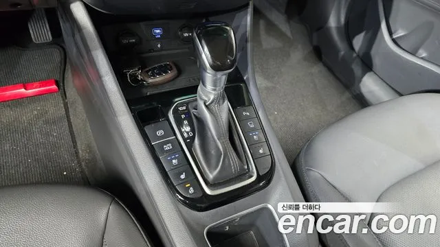 Hyundai Ioniq 2020 — фото 9
