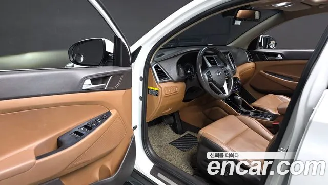 Hyundai Tucson 2016 — фото 11