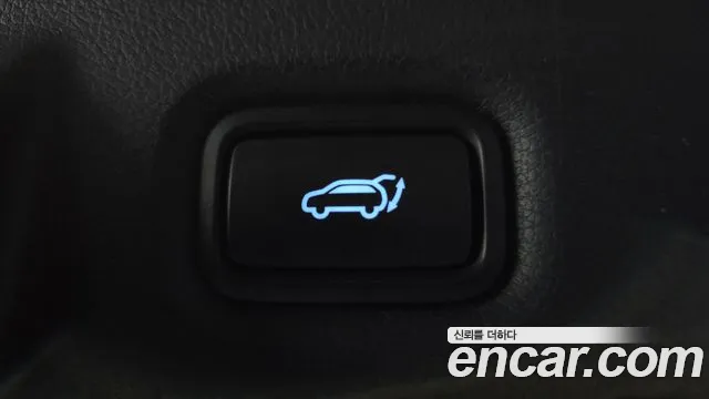 Hyundai Santafe 2021 — фото 20