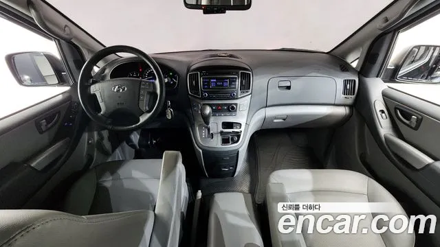 Hyundai Starex 2021 — фото 7