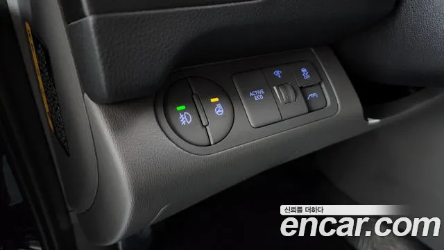 Hyundai Starex 2021 — фото 15