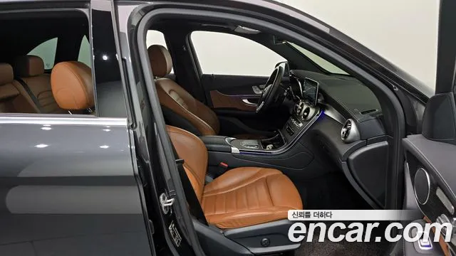 Mercedes-Benz GLC-Class 2022 — фото 11