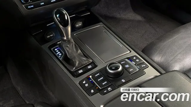 Hyundai Genesis 2016 — фото 9
