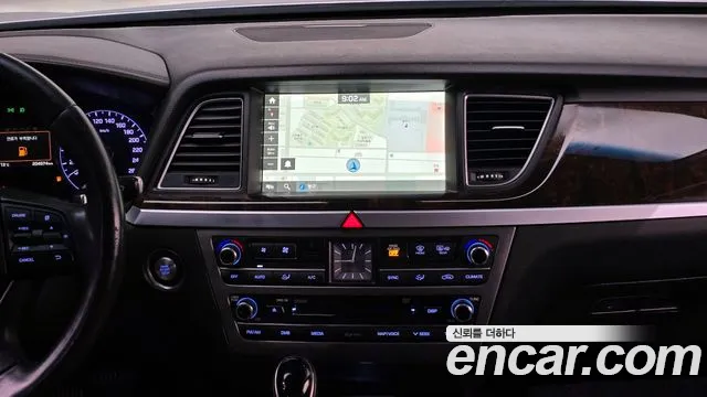 Hyundai Genesis 2016 — фото 17