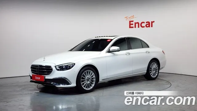 Mercedes-Benz E-Class 2022 — фото 1