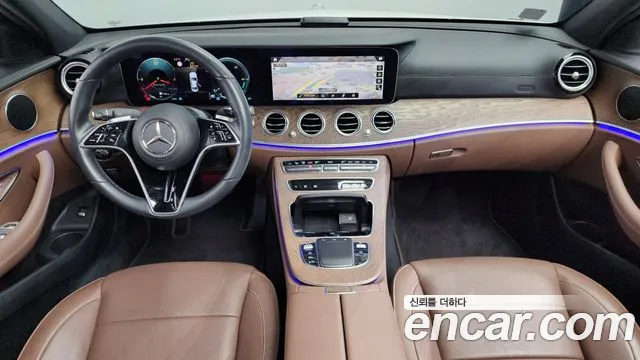 Mercedes-Benz E-Class 2022 — фото 7