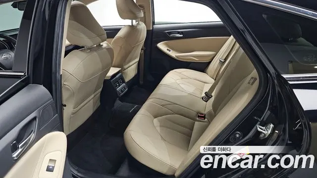 Toyota Avalon 2019 — фото 11