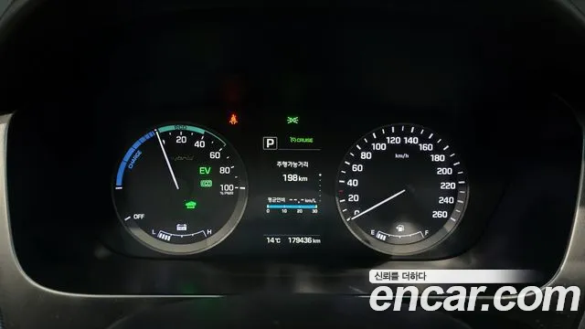 Hyundai Sonata 2017 — фото 11