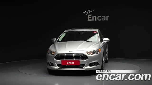 Ford Fusion 2014 — фото 3