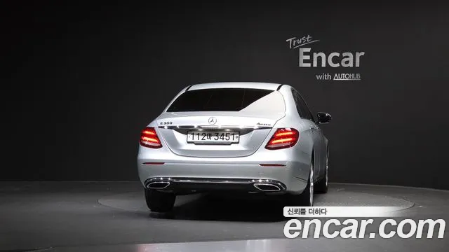Mercedes-Benz E-Class 2020 — фото 4
