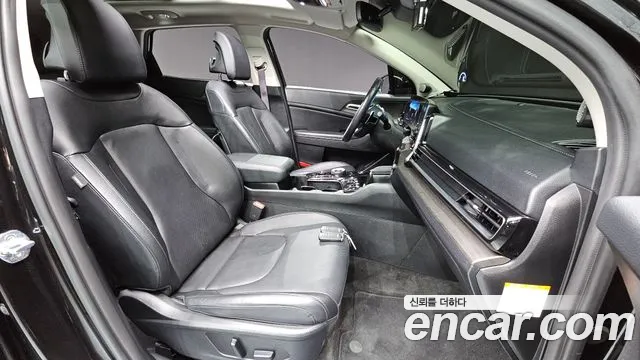 Kia Sportage 2022 — фото 10
