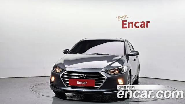 Hyundai AVANTE 2018 — фото 3