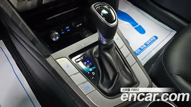 Hyundai AVANTE 2018 — фото 9
