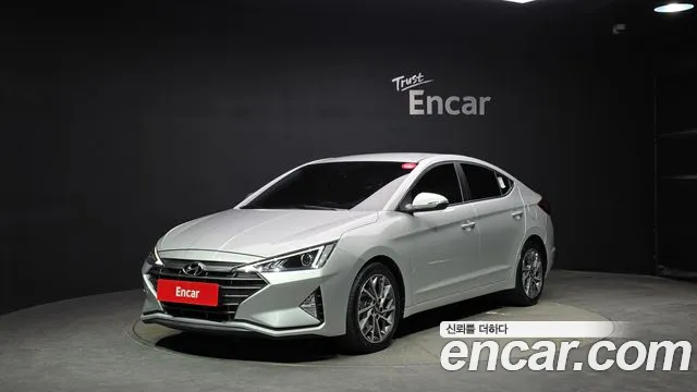 Hyundai AVANTE 2019 — фото 1