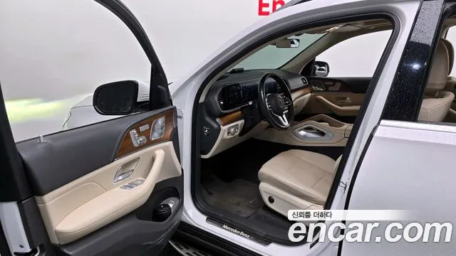 Mercedes-Benz GLE-Class 2020 — фото 10