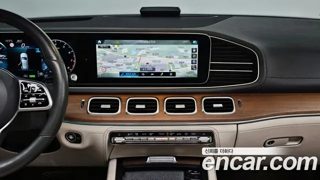 Mercedes-Benz GLE-Class 2020 — фото 14