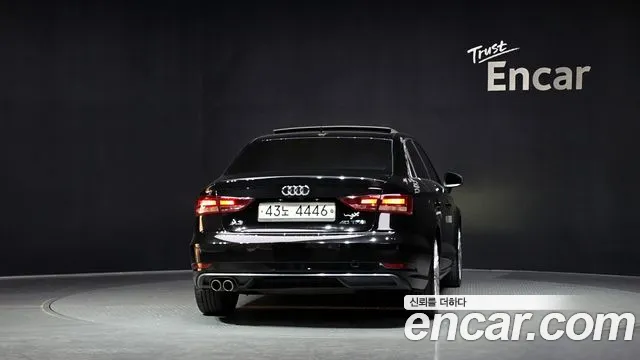 Audi A3 2018 — фото 4