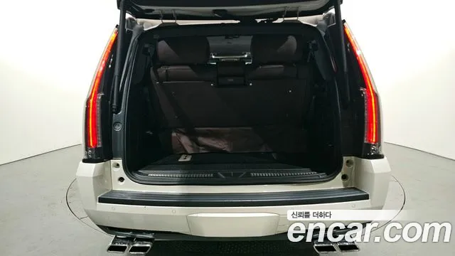 Cadillac Escalade 2015 — фото 16