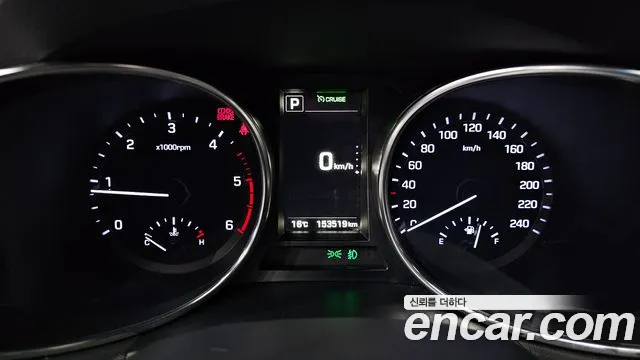 Hyundai Santafe 2016 — фото 11