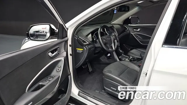 Hyundai Santafe 2016 — фото 17