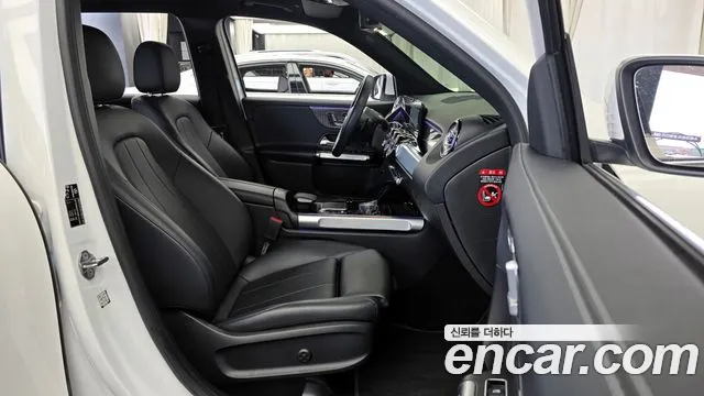 Mercedes-Benz GLB-Class 2021 — фото 11