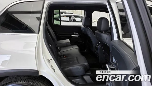 Mercedes-Benz GLB-Class 2021 — фото 12