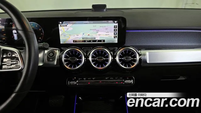 Mercedes-Benz GLB-Class 2021 — фото 14