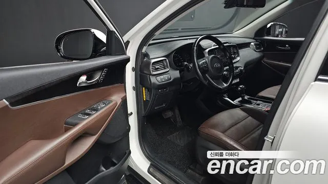 Kia Sorento 2015 — фото 11