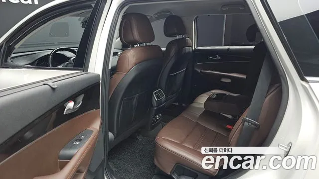 Kia Sorento 2015 — фото 12