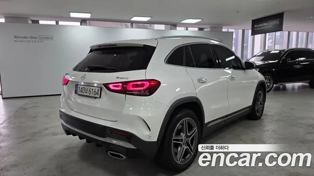 Mercedes-Benz GLA-Class 2023 — фото 2