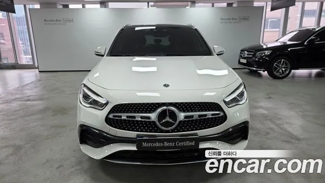 Mercedes-Benz GLA-Class 2023 — фото 3