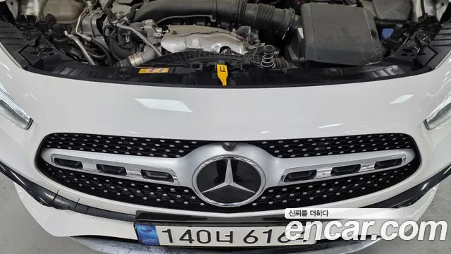 Mercedes-Benz GLA-Class 2023 — фото 6