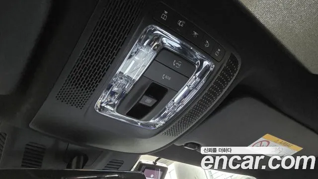 Mercedes-Benz GLA-Class 2023 — фото 17