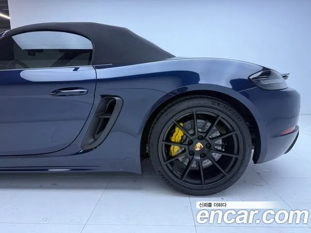 Porsche 718 2021 — фото 6