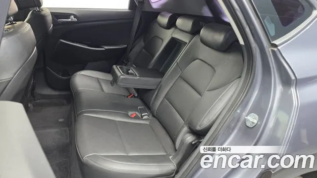 Hyundai Tucson 2016 — фото 18