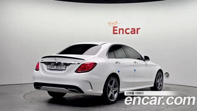 Mercedes-Benz C-Class 2018 — фото 2