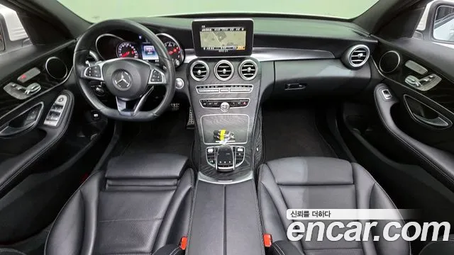 Mercedes-Benz C-Class 2018 — фото 10