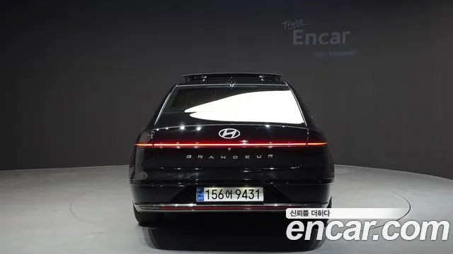 Hyundai Grandeur 2023 — фото 4