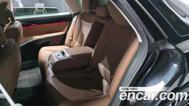 Hyundai Grandeur 2023 — фото 16