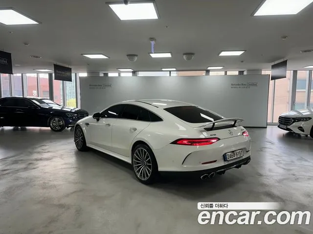 Mercedes-Benz AMG GT 2021 — фото 2