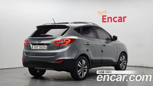 Hyundai Tucson 2015 — фото 2