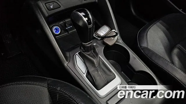 Hyundai Tucson 2015 — фото 9