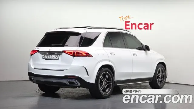 Mercedes-Benz GLE-Class 2020 — фото 2