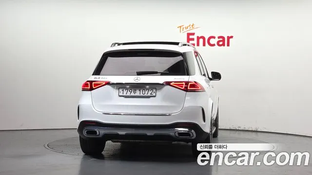 Mercedes-Benz GLE-Class 2020 — фото 4