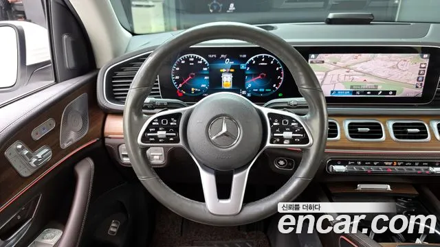 Mercedes-Benz GLE-Class 2020 — фото 19