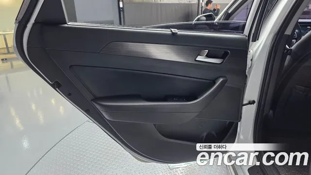 Hyundai Sonata 2019 — фото 15