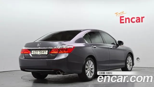 Honda Accord 2014 — фото 2